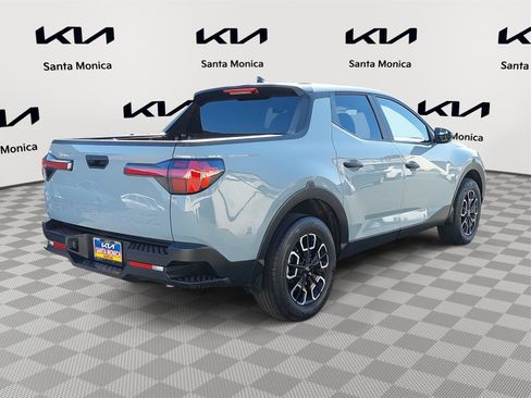 Used 2023 Hyundai Santa Cruz SEL image 5