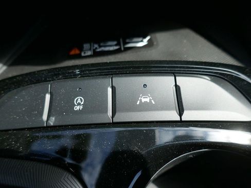 New 2026 Buick Envista Sport Touring w/ Convenience I Package FWD image 23