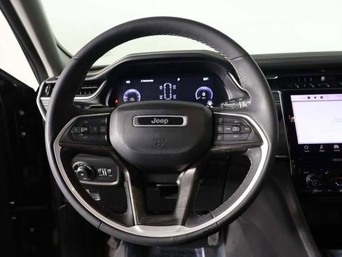 Used 2023 Jeep Grand Cherokee L Limited image 43