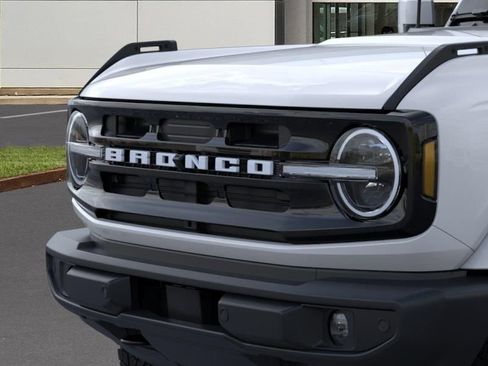 New 2026 Ford Bronco Outer Banks AWD/4WD image 19
