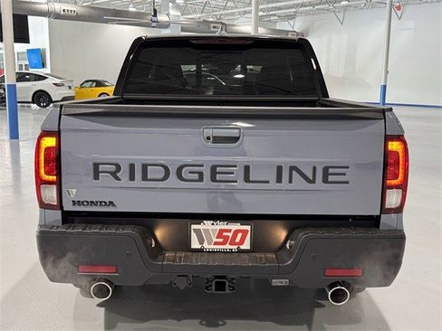New 2026 Honda Ridgeline Black Edition image 12