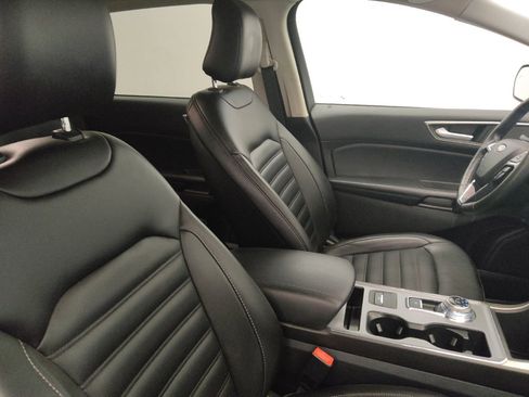 Used 2021 Ford Edge ST-Line AWD/4WD image 21