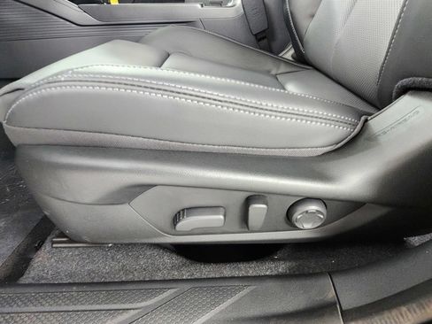 New 2026 Subaru Outback Touring XT AWD/4WD image 11