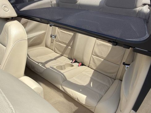 Used 2012 Volkswagen Eos Lux image 21