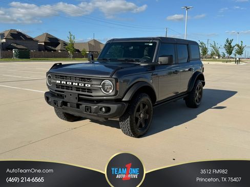 Used 2024 Ford Bronco Black Diamond AWD/4WD image 1