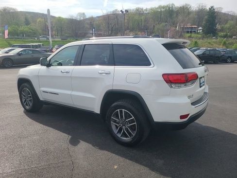 Used 2021 Jeep Grand Cherokee Limited w/ Sun & Sound Group image 3