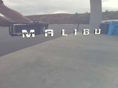 New 2025 Chevrolet Malibu LS image 30