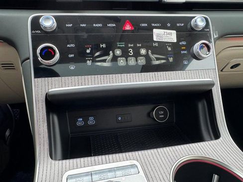 New 2026 Genesis GV80 2.5T Prestige AWD/4WD image 15