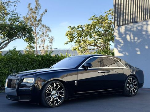 Used 2017 Rolls-Royce Ghost RWD image 10