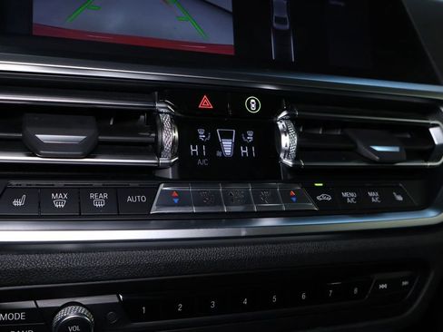 Used 2022 BMW 330i xDrive Sedan w/ Premium Package 2 image 33