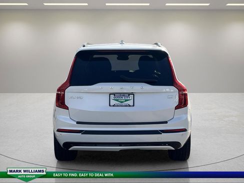 Used 2023 Volvo XC90 T8 Plus image 4