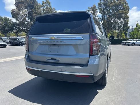 Used 2024 Chevrolet Suburban LT AWD/4WD image 3