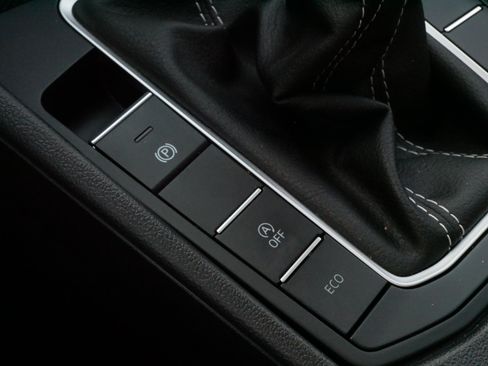 Used 2025 Volkswagen Jetta S FWD image 27