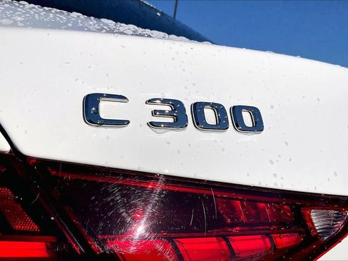 Used 2025 Mercedes-Benz C 300 Sedan image 9