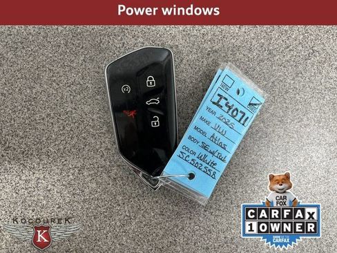 Used 2025 Volkswagen Atlas SE image 26