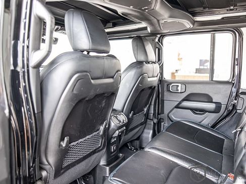 Used 2024 Jeep Wrangler High Altitude AWD/4WD image 29