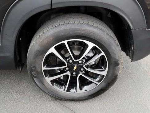 Used 2025 Chevrolet TrailBlazer LT image 17