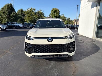 New 2026 Volkswagen Tiguan SE R-Line