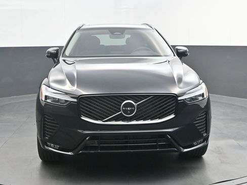 New 2026 Volvo XC60 B5 Plus w/ Climate Package AWD/4WD image 10