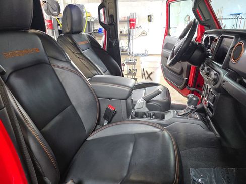 Used 2021 Jeep Gladiator Mojave AWD/4WD image 10