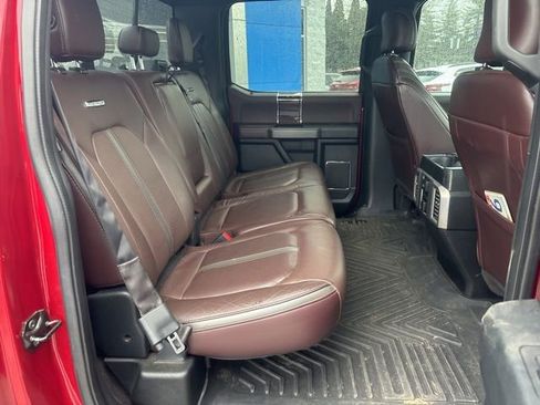 Used 2015 Ford F150 Platinum w/ Equipment Group 701A Luxury image 33