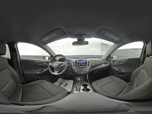 Used 2020 Chevrolet Malibu LS image 13