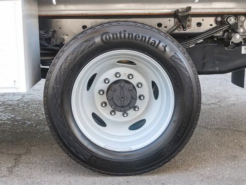 New 2026 Ford F450 XL w/ XL Chrome Package image 17