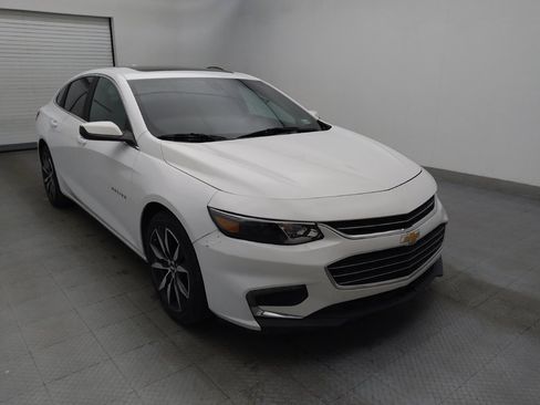 Used 2018 Chevrolet Malibu LT w/ Leather Package image 13