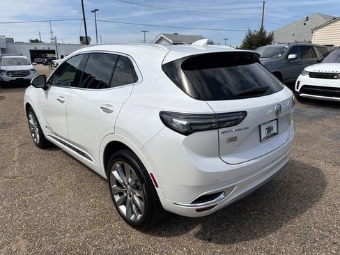 Used 2023 Buick Envision Avenir FWD image 9