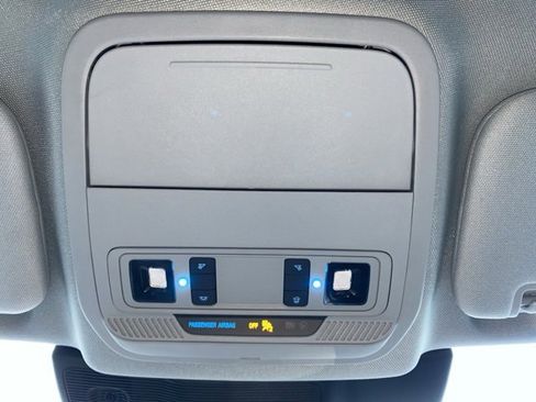 Certified 2023 Ford Explorer XLT w/ Equipment Group 202A image 15