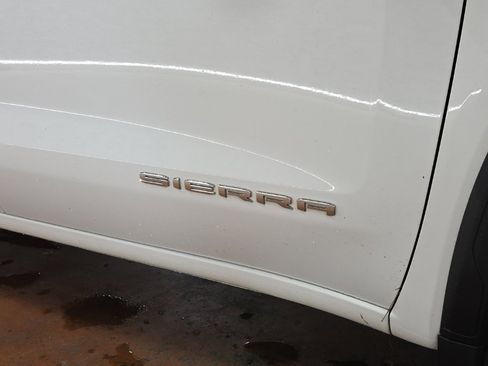 Used 2022 GMC Sierra 1500 Pro w/ Convenience Package image 11