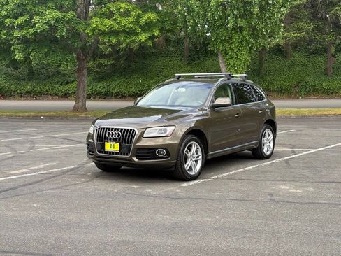 Used 2014 Audi Q5 2.0T Premium Plus w/ Premium Plus Package AWD/4WD image 1