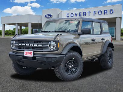 New 2026 Ford Bronco 4-Door w/ Sasquatch Package
