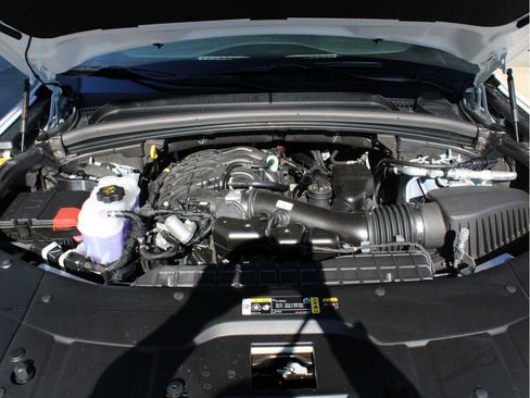 New 2025 Jeep Grand Cherokee Altitude image 35