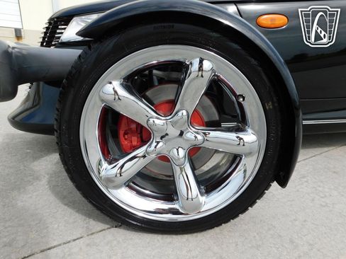 Used 1999 Plymouth Prowler RWD image 36