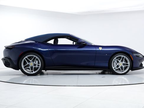 Certified 2026 Ferrari Roma Spider RWD image 11