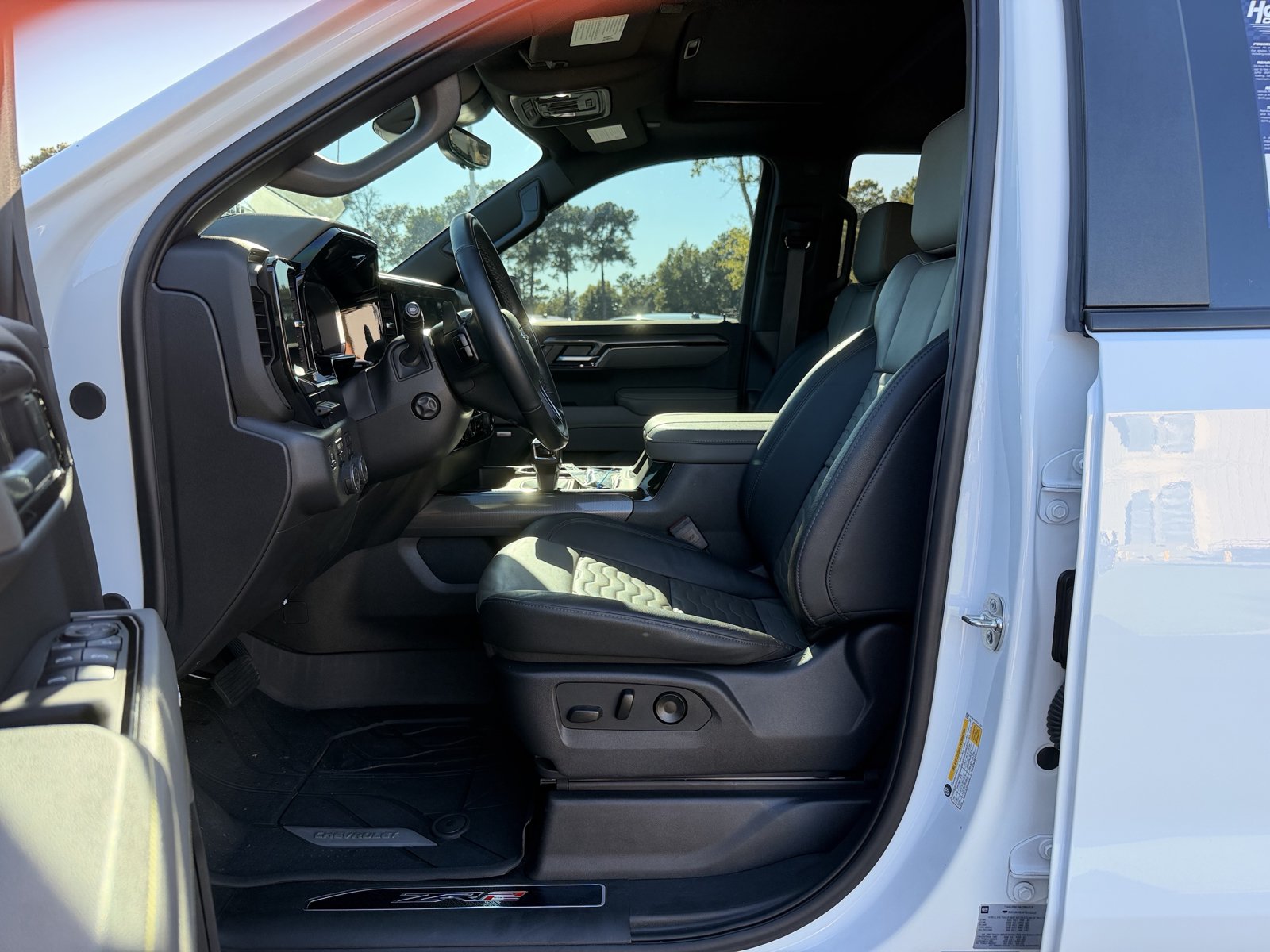 Used 2026 Chevrolet Silverado 1500 ZR2 AWD/4WD image 14