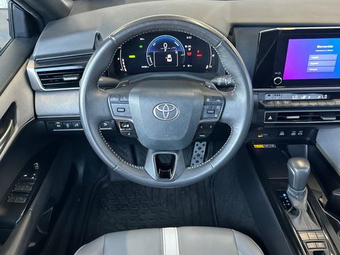 Certified 2025 Toyota Camry SE w/ Convenience Package FWD image 13