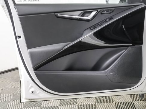 Used 2023 Kia Niro Wave w/ Wave Preserve Package image 36