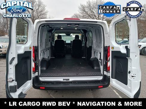 Used 2023 Ford E-Transit Base image 11