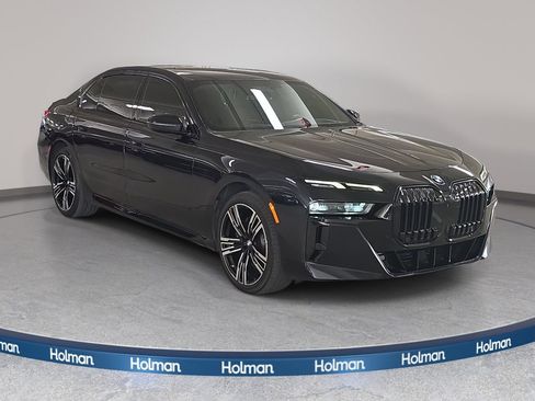 Used 2023 BMW 740i RWD image 4
