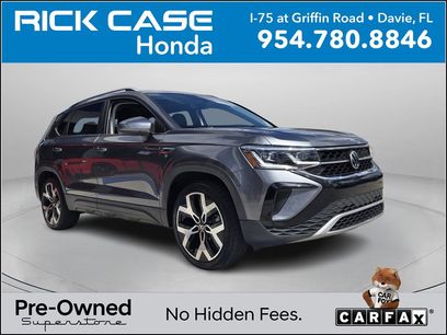 Used 2022 Volkswagen Taos SEL w/ Panoramic Sunroof Package