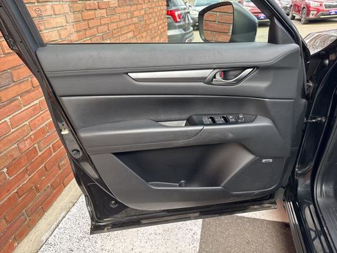 Used 2019 MAZDA CX-5 Touring image 37