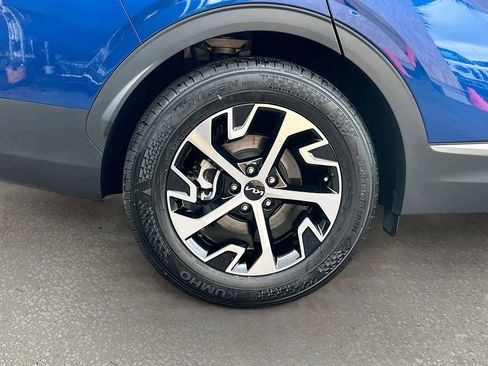 Certified 2024 Kia Sportage EX image 29