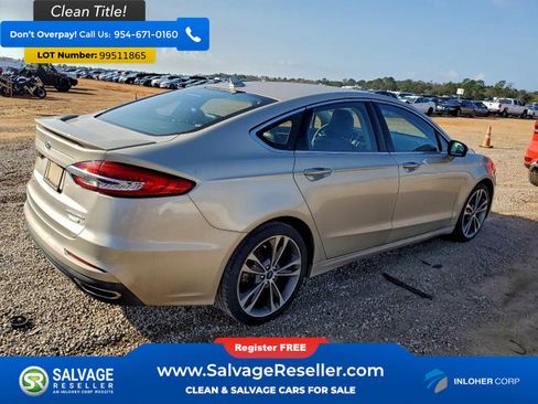 Used 2019 Ford Fusion Titanium image 4