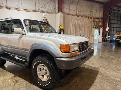 Used 1997 Toyota Land Cruiser image 5