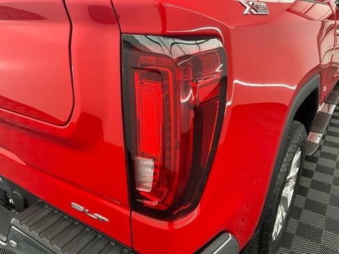 Used 2019 GMC Sierra 1500 SLT w/ SLT Premium Plus Package AWD/4WD image 30