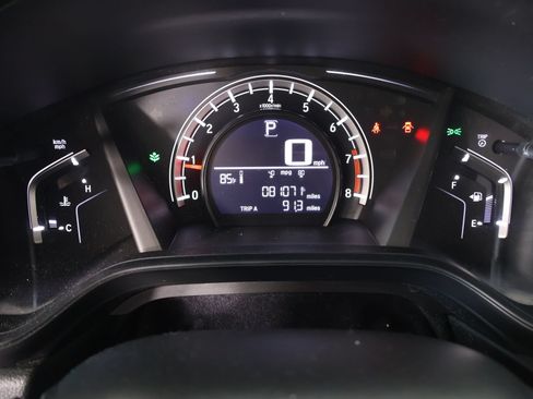 Used 2017 Honda CR-V LX image 4