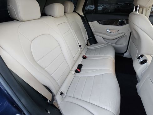 Used 2017 Mercedes-Benz GLC 300 w/ Premium 1 Package image 21