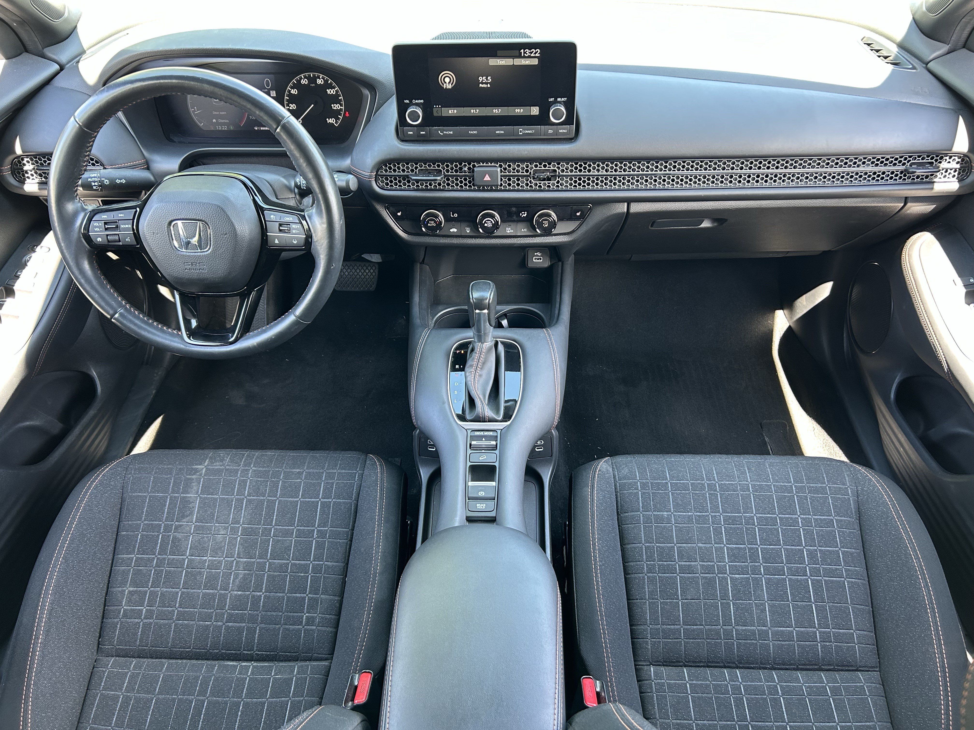 Used 2024 Honda HR-V Sport image 13